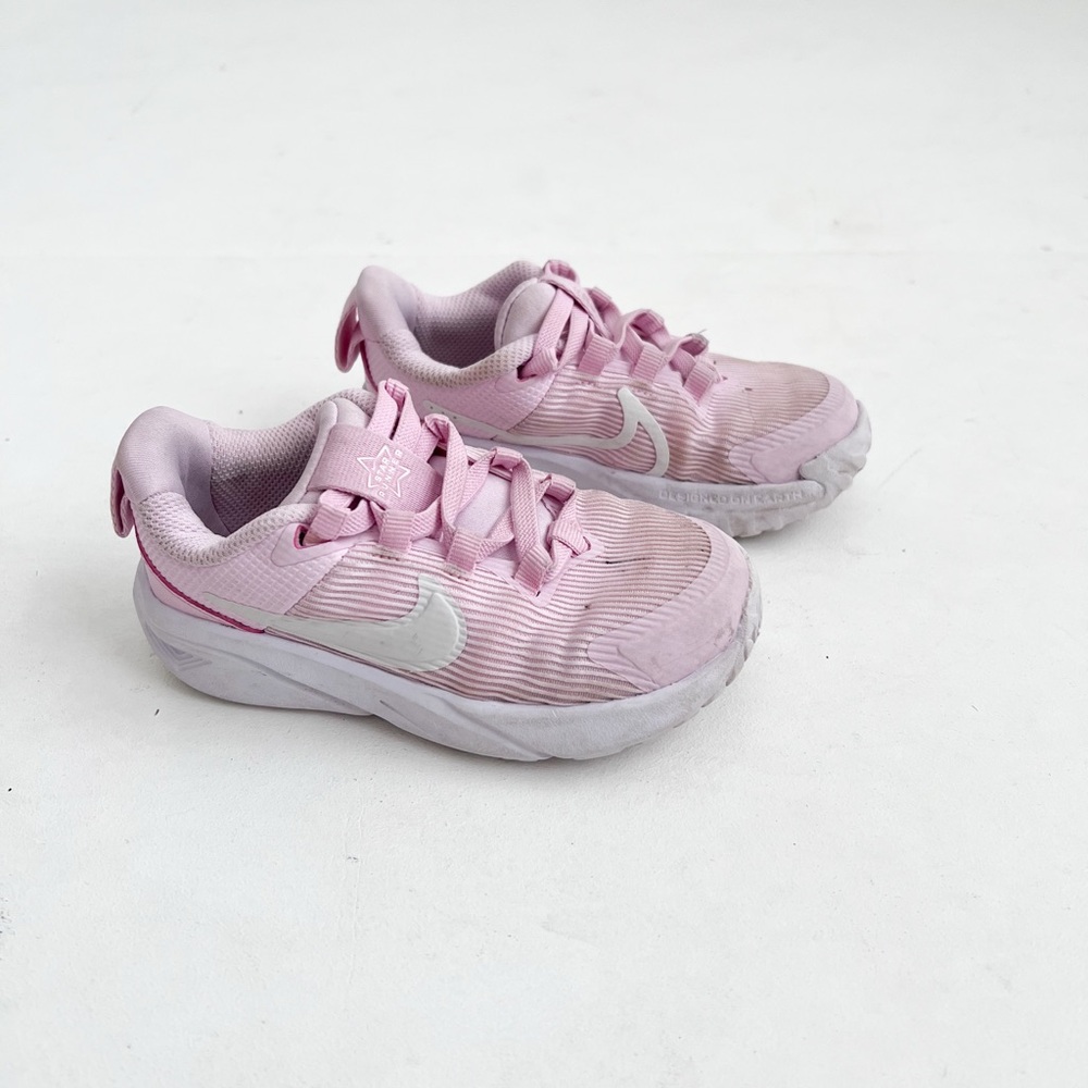 Nike Toddler Pink Star Runner 4 Sneakers Size 8C